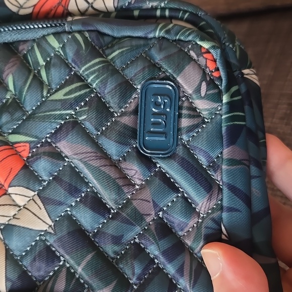 Lug Carousel XL in Lily Teal - Picture 6 of 6